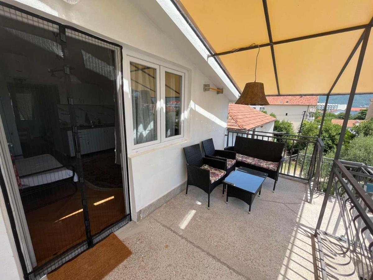 Guest House Villa Kosa 비엘라 외부 사진