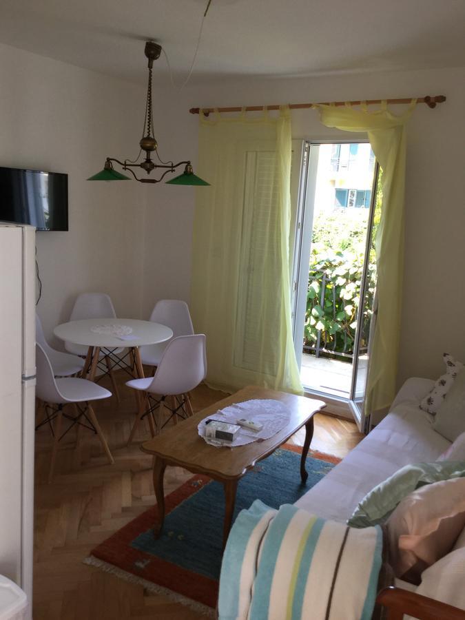 Guest House Villa Kosa 비엘라 외부 사진